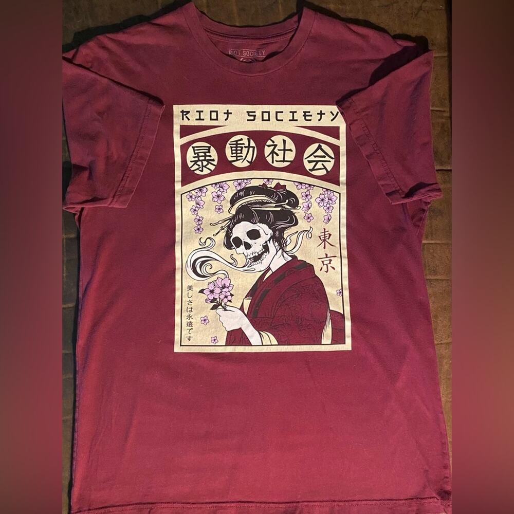 Maroon/Burgundy Graphic Riot Society SS Sz Medium Awesome Graphics! Halloween